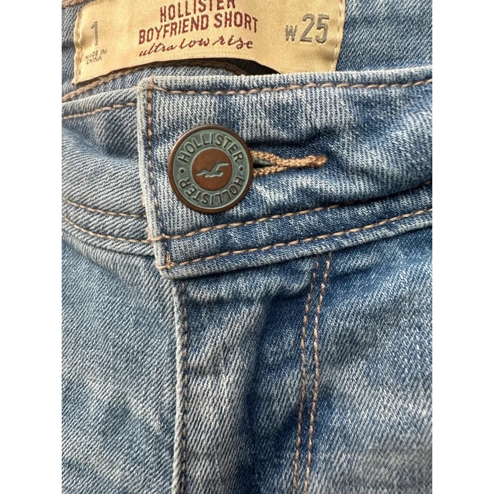 Hollister Boyfriend Shorts Womens 1 W25 Ultra Low Rise Distressed Denim Blue‎